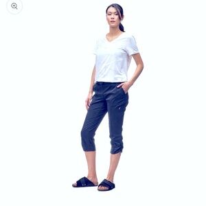 Indyeva Nakato IV High Waist Capri pants short blue E32ZB013